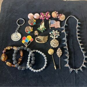 Vintage & Modern Costume Jewelry Lot Signed Hong Kong Trifari Pastelli
